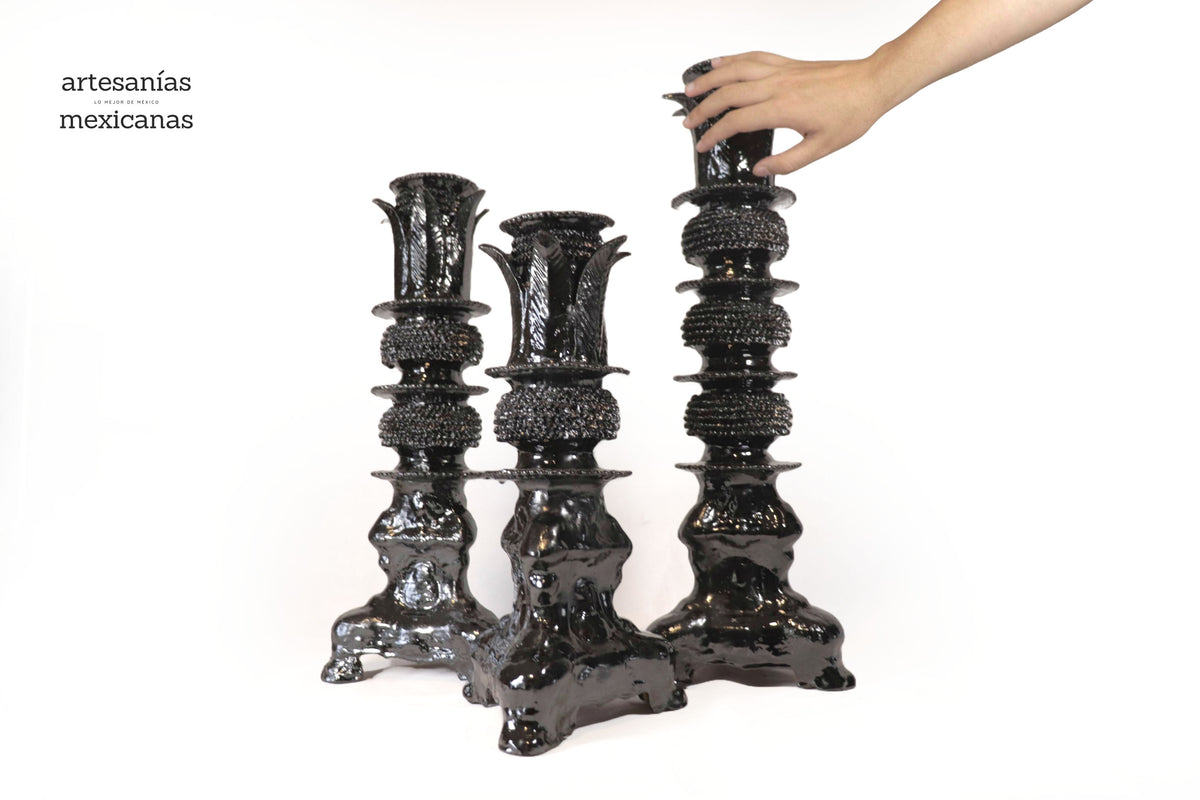 Set de 3 Candeleros negros con hojas - Barro vidriado