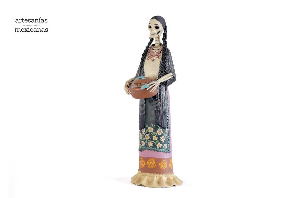 Catrina con olla 50 cm. 20 in.